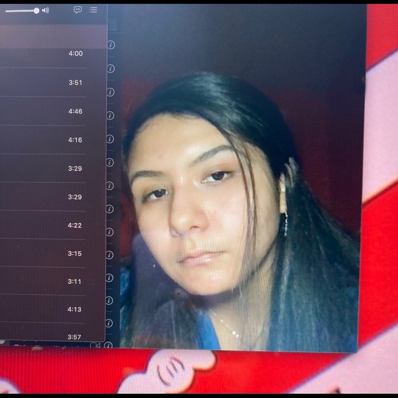 Meet your Posher, Rocio - Picture 1 of 1